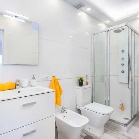 C104a Brand New, Big Terrace, Pool! * Costa Adeje (Tenerife)